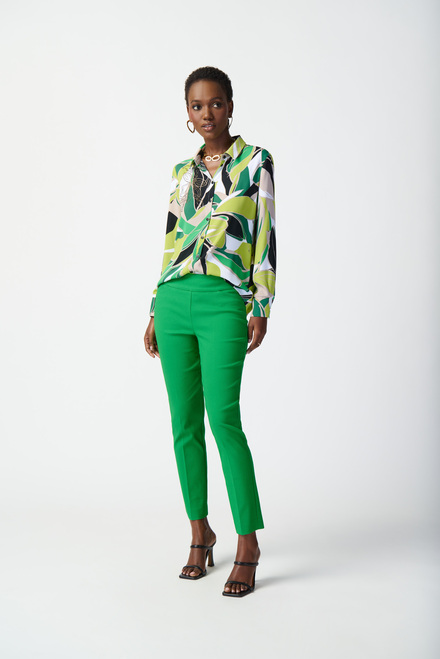 Fine-Textured Fitted Pants Style 241229. Island Green. 4