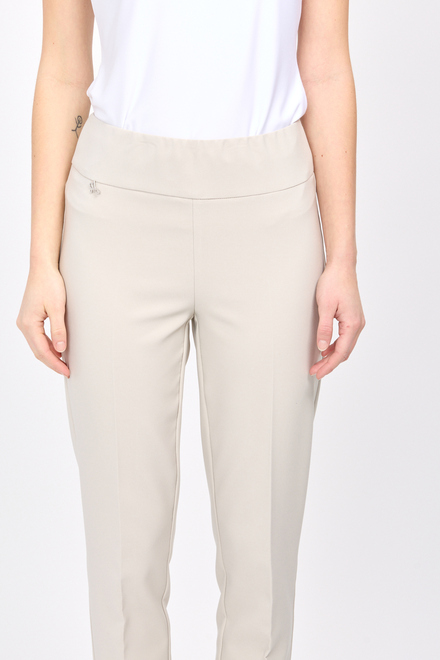 Cropped Pleated Pants Style 241231. Moonstone. 5