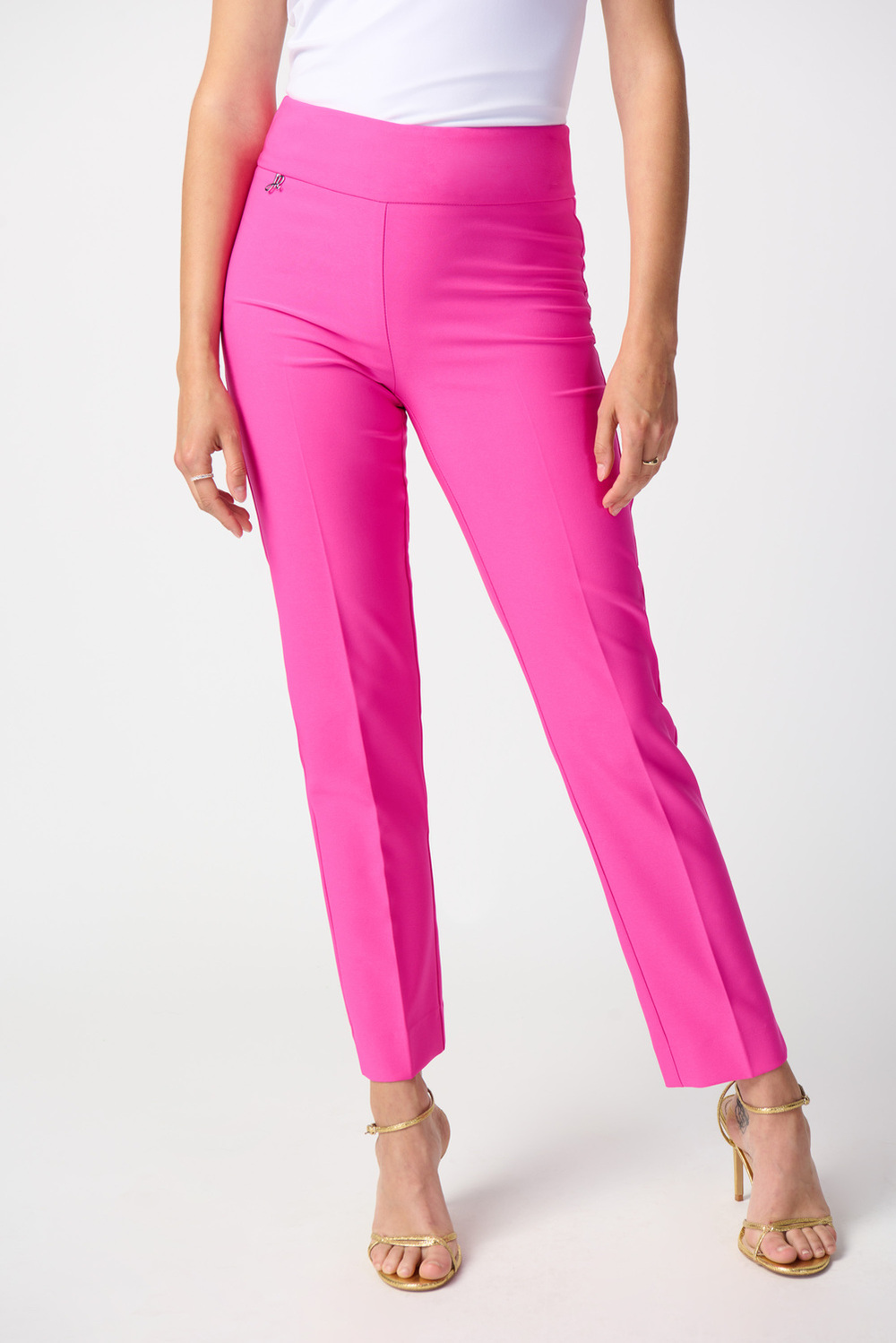 Cropped Pleated Pants Style 241231. Ultra Pink