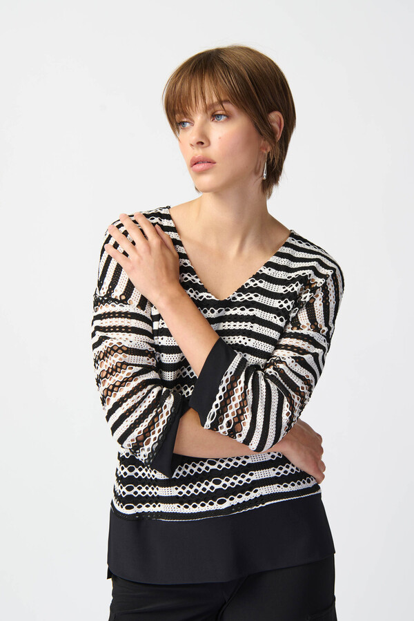 Striped Knit Crochet Top Style 241255. Black/white