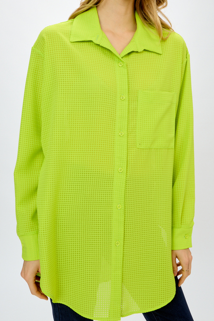 Textured &amp; Checkered Longline Top Style 241259. Key Lime. 3