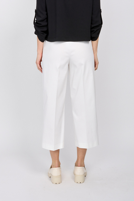 Pleated Wide Leg Pants Style 241273. White. 4