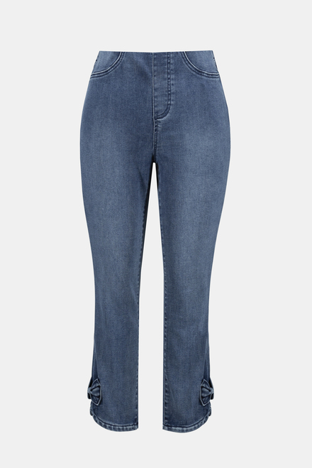 Bow Detail Capri Jeans Style 241913. Denim Medium Blue. 4