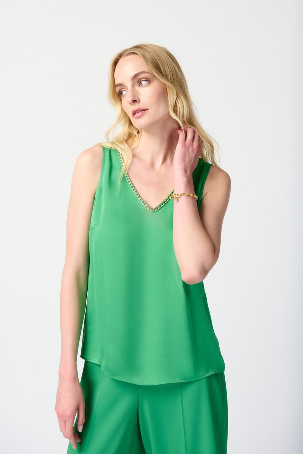 Chain Detail Top Style 241928. Island Green