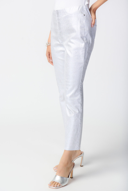 Croc Skin Textured Pants Style 241932. White/silver. 6