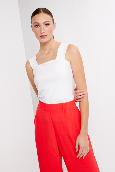 High-Rise Minimalist Trousers Style 24178. Coral. 4