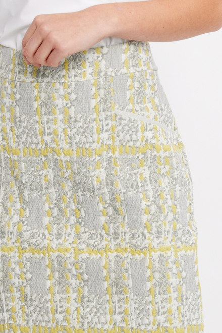 Minimalist Tartan Pencil Skirt Style 24192. As Sample. 3