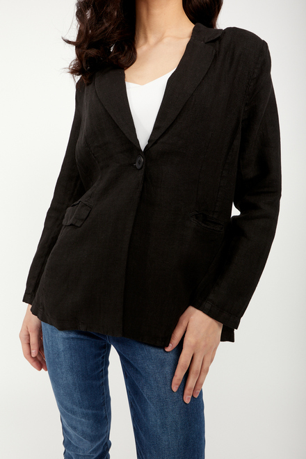 Dolcezza Woven Jacket Style 24257. Black. 3