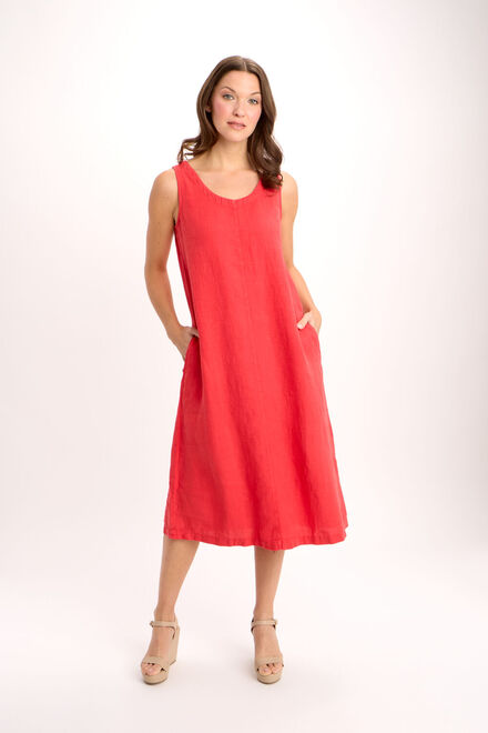 Sleeveless Round-Neck Midi Dress Style 24260. Coral