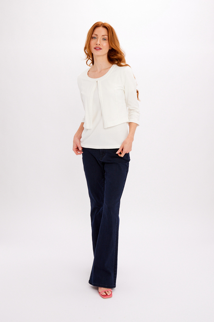 Minimalist Ruched Short Cardigan Style 24503. Off-white. 4