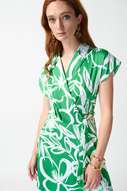 Floral Print Wrap Dress Style 242030. Green/vanilla. 3