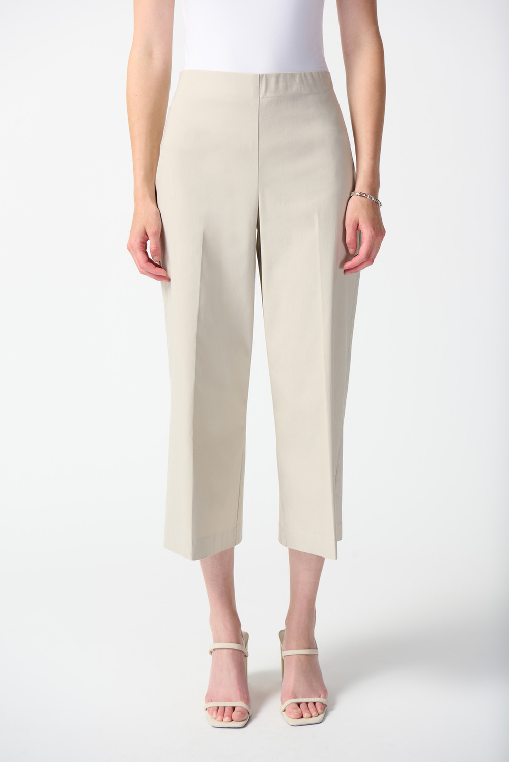 Pleated Cropped Pants Style 242142. Moonstone