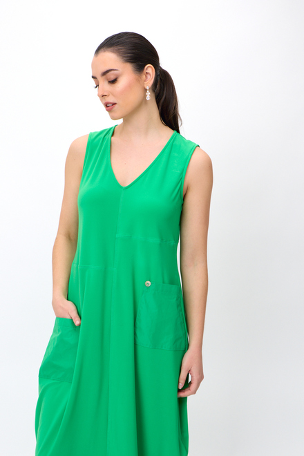 V-Neck Pocket Dress Style 242161. Island Green. 4