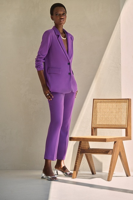 Relaxed Fit Blazer Style 242192. Majesty