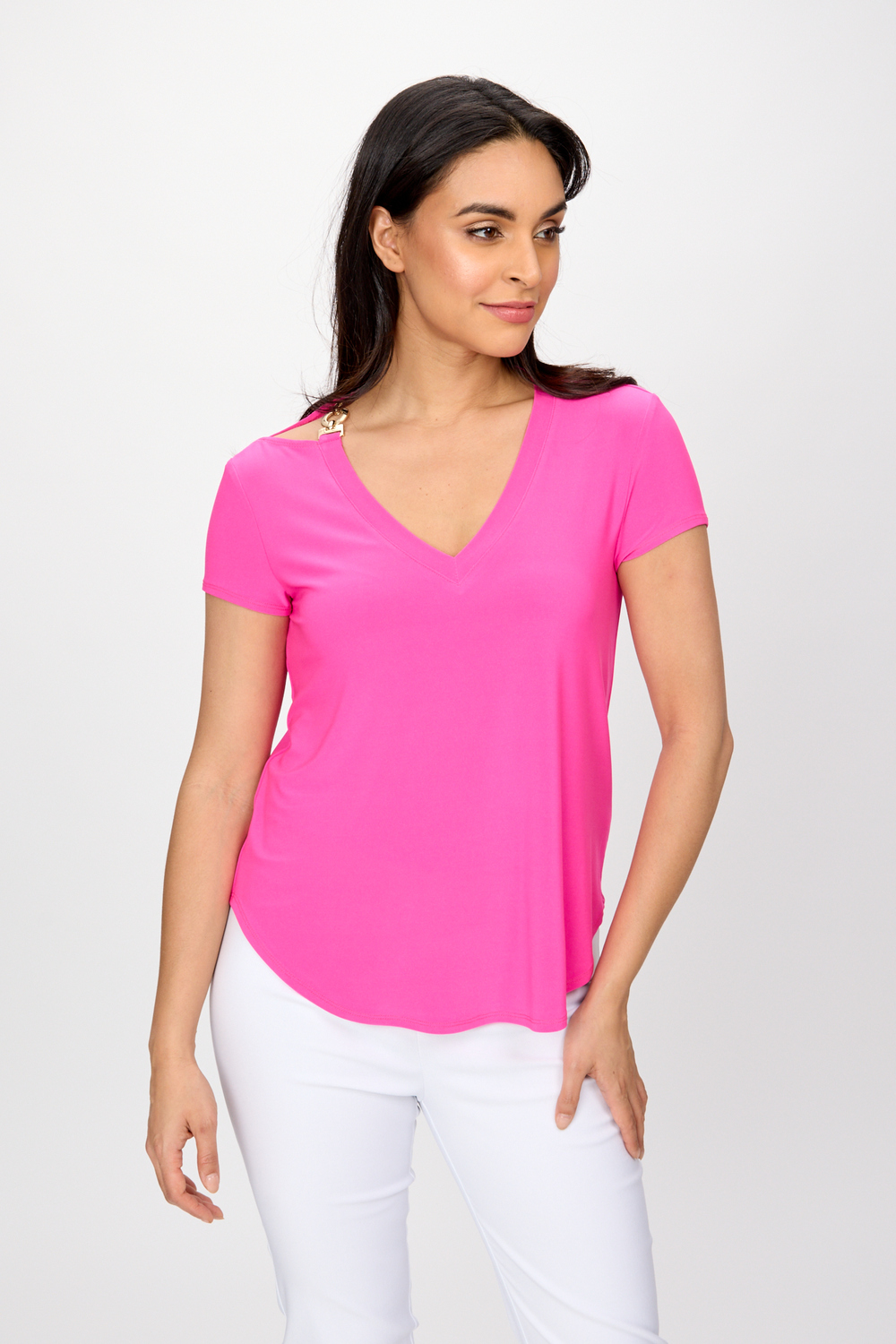 T-shirt asymétrique, épaule décorée modèle 242217. Ultra Pink