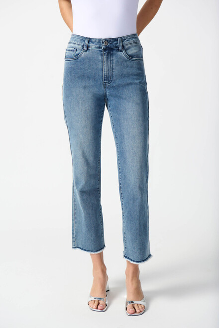 Frayed Edge Jeans Style 242922. Denim Medium Blue