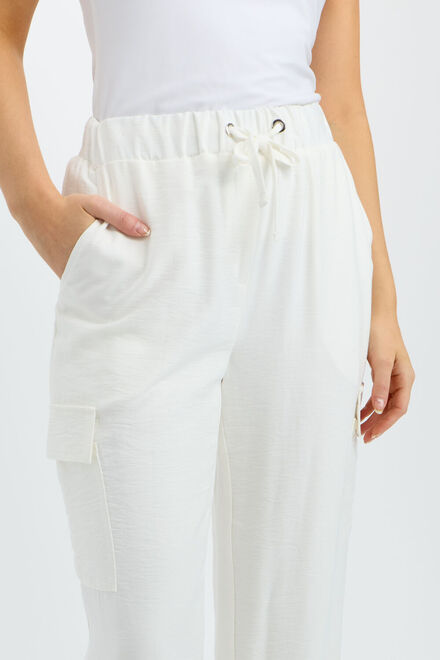 Casual Straight-Fit Trousers Style 241190. Offwhite. 3