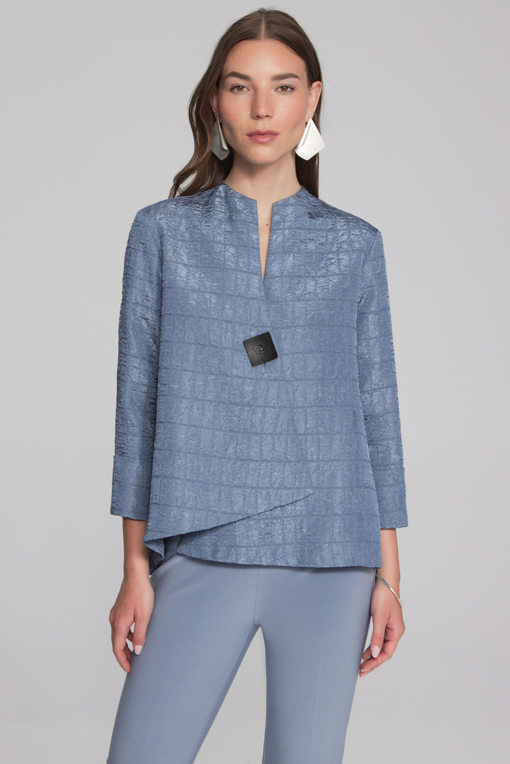 Quilted Cropped Blazer Style 233792. Serenity Blue