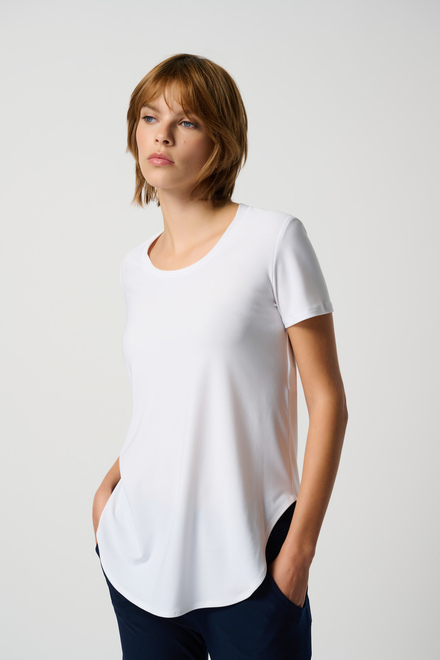 T-shirt long, bas arrondi Modèle 183220S24