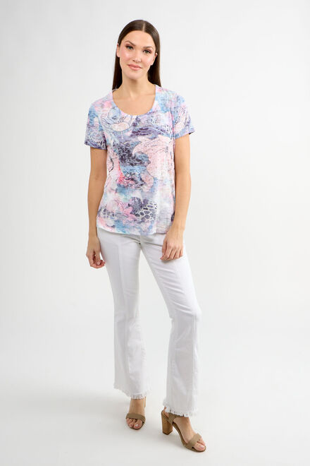 Floral Jewel-Embellished T-Shirt Style 80102-6100. Blue/pink. 4