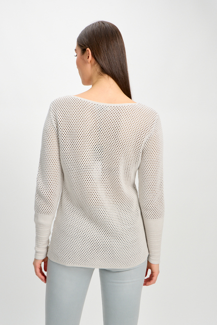 Round Neck Fitted Sweater Style 80305-6100. Linen. 2