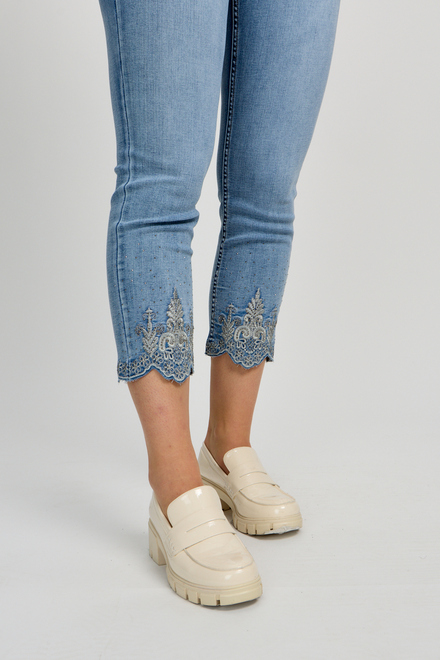 Embroidered Jewel Skinny Jeans Style 80306-6100. As Sample. 3