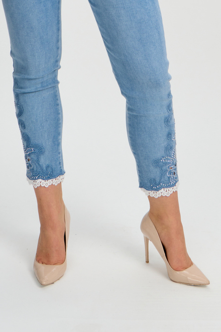 Bleached Embroidered Mid-Rise Jeans Style 80507-6100. As Sample. 3