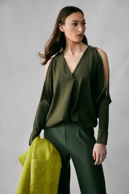 Woven Boxy Top with Dolman Sleeves Style 243248. Iguana