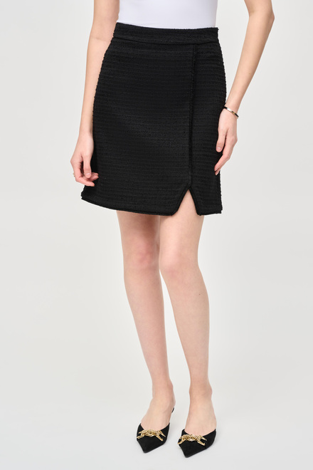 Minimalist High-Rise Slit Skirt Style 243270. Black