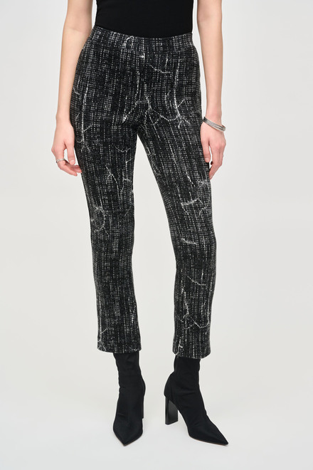 Jacquard Knit Abstract Pant Style 243305. Black/Off White