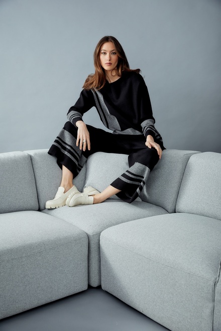 High-Rise Striped Culottes Style 243950. Black/Grey