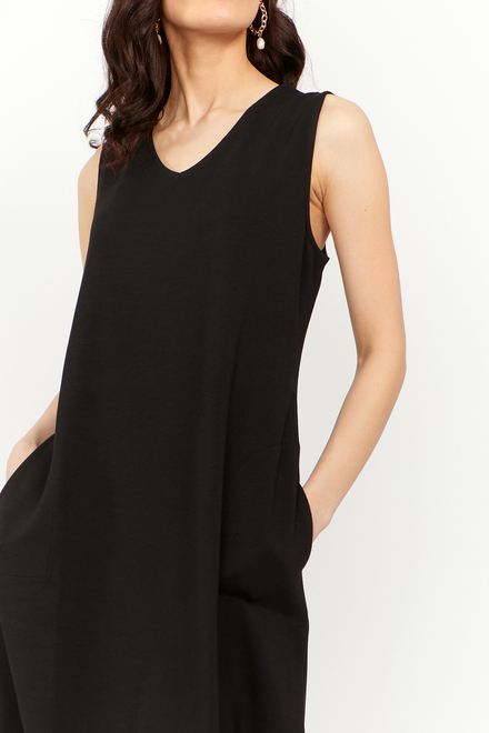 Sleeveless Pleated Mini Dress Style 24703. Black. 3